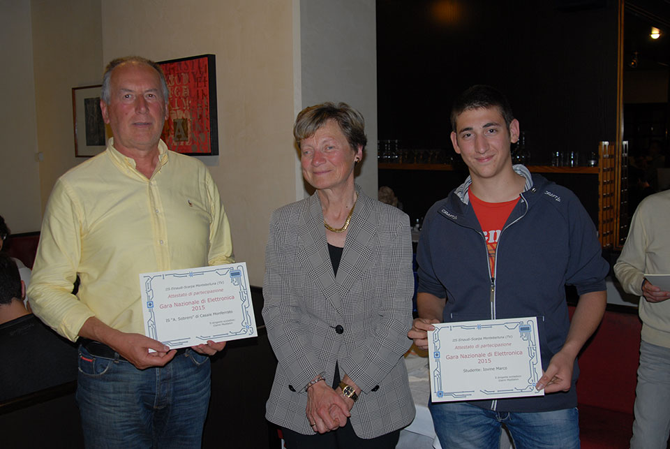 05/05/2015 - cena e consegna attestati