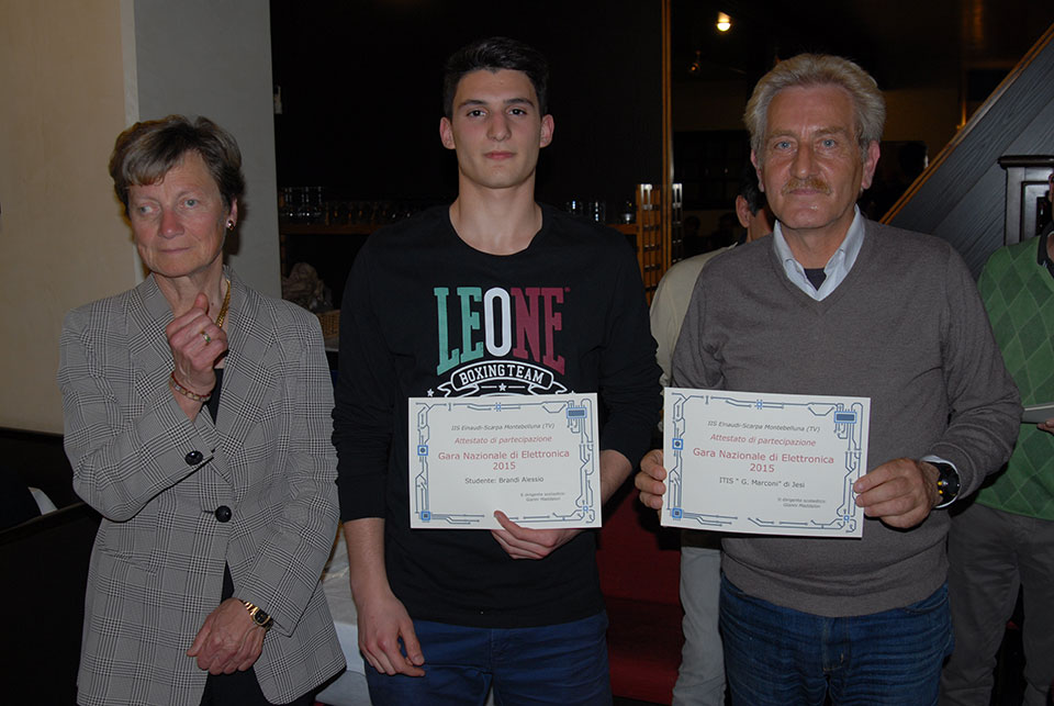 05/05/2015 - cena e consegna attestati