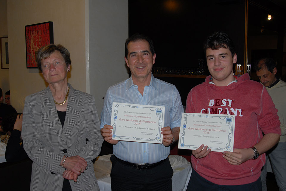 05/05/2015 - cena e consegna attestati