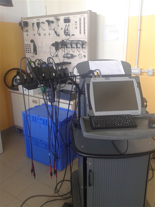 04/05/2016 - visita alla Scuola