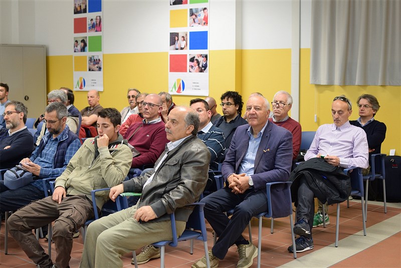 03/05/2016 - esposizione esperti